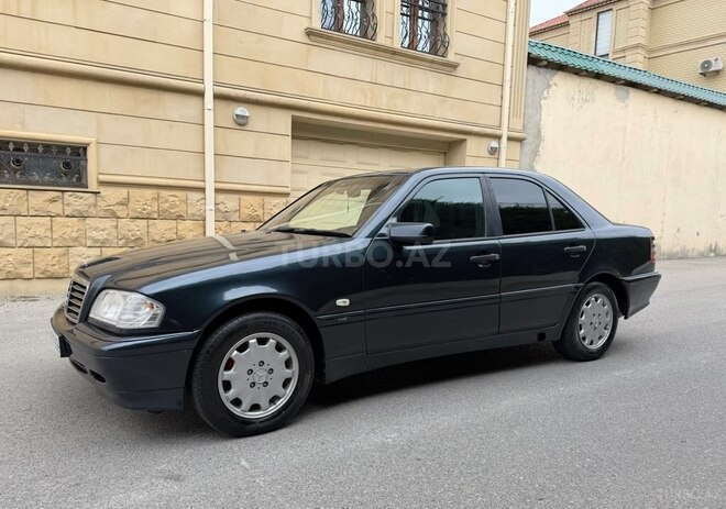 Mercedes C 200 1998, 290,000 km - 2.0 l - Bakı