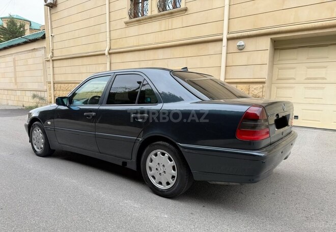 Mercedes C 200 1998, 290,000 km - 2.0 l - Bakı