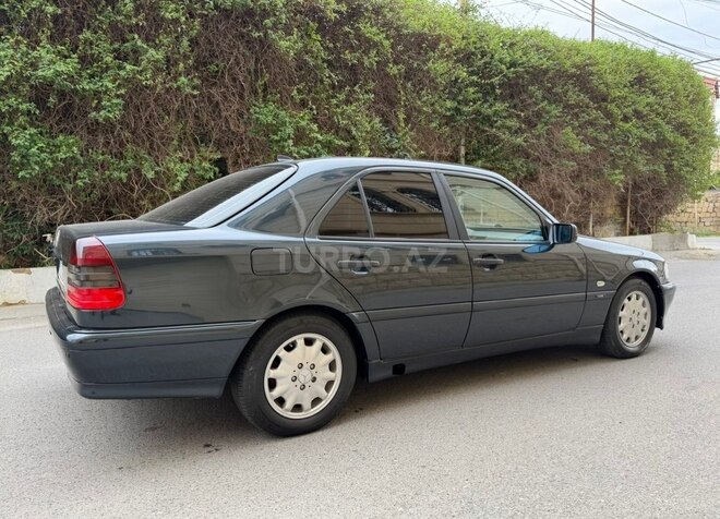 Mercedes C 200 1998, 290,000 km - 2.0 l - Bakı