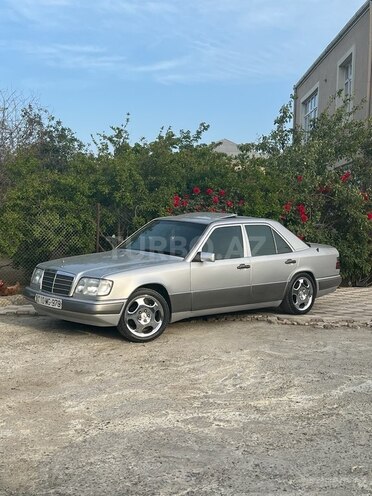 Mercedes  1994, 660,000 km - 2.0 l - Sumqayıt