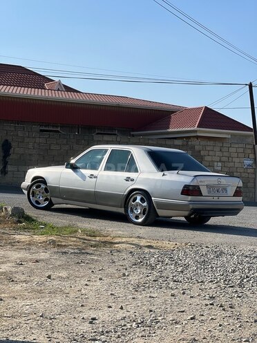 Mercedes  1994, 660,000 km - 2.0 l - Sumqayıt