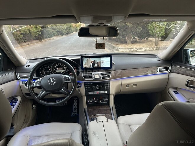 Mercedes E 220 2014, 315,000 km - 2.1 l - Bakı