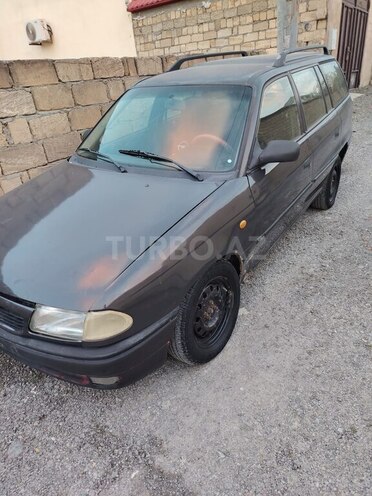 Opel Astra 1995, 396,000 km - 1.6 l - Bakı