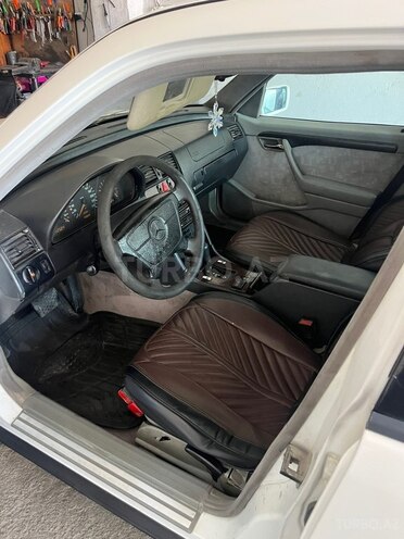 Mercedes C 180 1996, 351,285 km - 1.8 л - Bakı