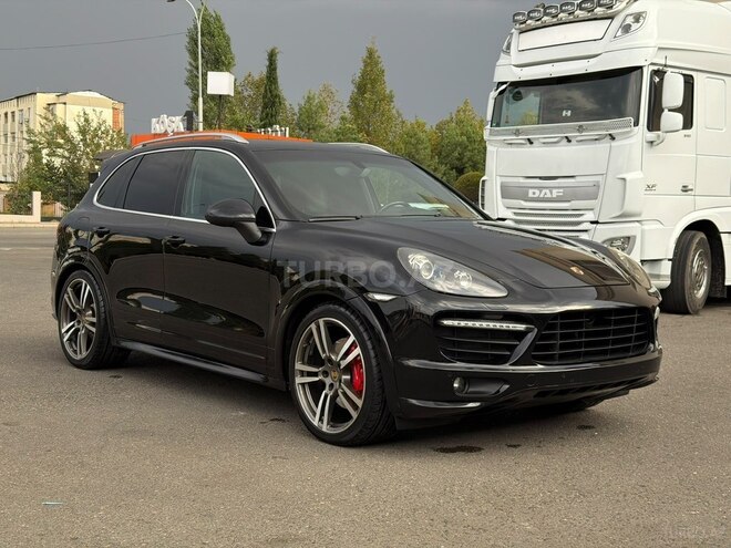 Porsche Cayenne S 2014, 210,000 km - 4.8 l - Gəncə