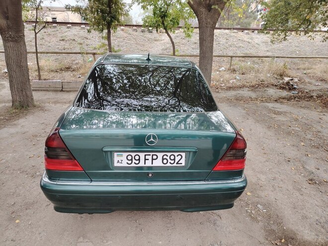 Mercedes C 240 1999, 347,100 km - 2.4 л - Şirvan