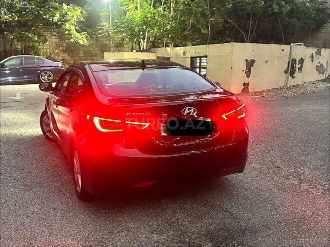 Hyundai Elantra 2013, 273,800 km - 1.8 l - Bakı