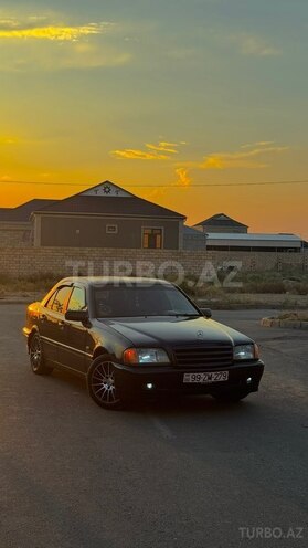Mercedes C 200 1995, 520,000 km - 2.0 l - Şirvan