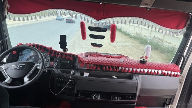 MAN TGX 18.440 2011, 1,200,000 km - 12.0 l - İmişli