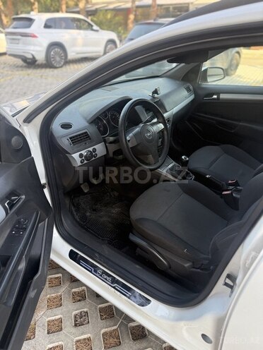 Opel Astra 2006, 241,000 km - 1.3 л - Bakı