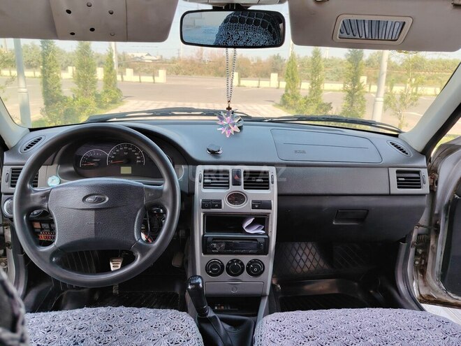 LADA (VAZ) Priora 2009, 200,000 km - 1.6 l - Saatlı