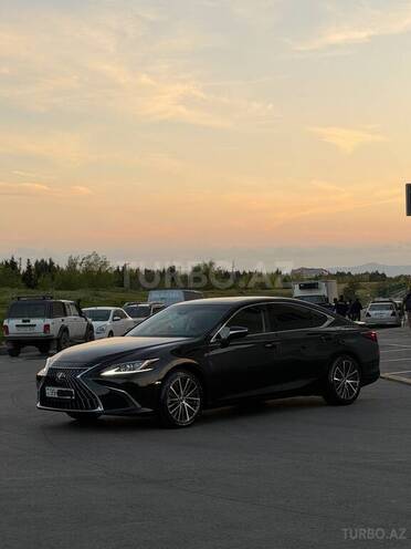 Lexus ES 300h 2023, 180,247 km - 2.5 л - Bakı