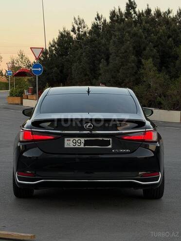Lexus ES 300h 2023, 180,247 km - 2.5 л - Bakı