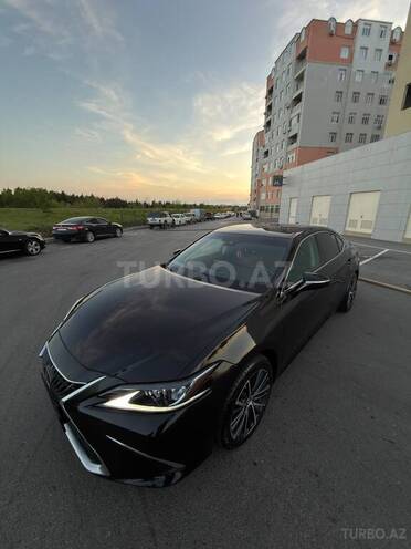 Lexus ES 300h 2023, 180,247 km - 2.5 л - Bakı