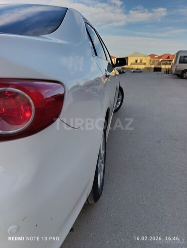 Toyota Corolla 2012, 190,000 km - 1.8 l - Quba