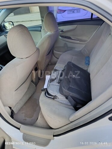 Toyota Corolla 2012, 190,000 km - 1.8 l - Quba