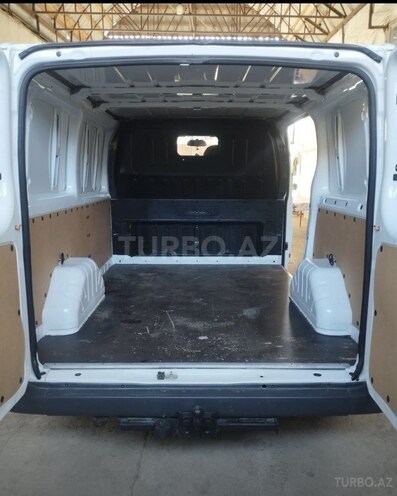 Ford Transit 2010, 18,800 km - 2.4 l - Tovuz