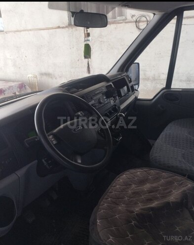 Ford Transit 2010, 18,800 km - 2.4 l - Tovuz