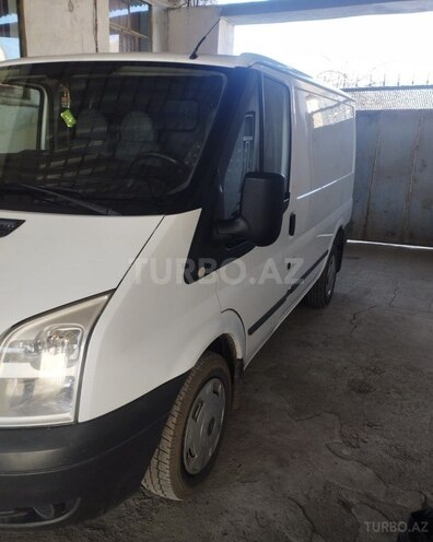 Ford Transit 2010, 18,800 km - 2.4 l - Tovuz