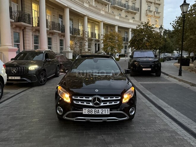 Mercedes GLA 250 2018, 120,000 km - 2.0 l - Bakı