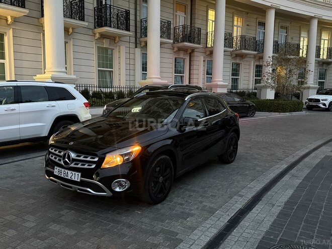 Mercedes GLA 250 2018, 120,000 km - 2.0 l - Bakı