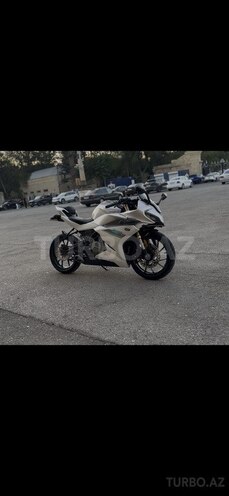 CFMOTO 250 SR 2025, 2,600 km - 0.3 l - Bakı