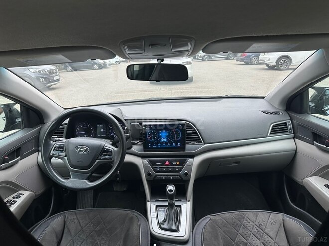 Hyundai Elantra 2017, 230,000 km - 2.0 l - Bakı
