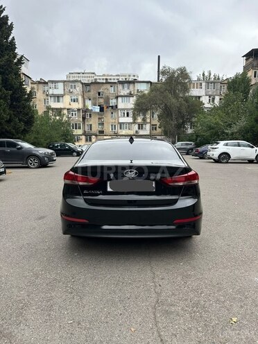 Hyundai Elantra 2017, 230,000 km - 2.0 l - Bakı