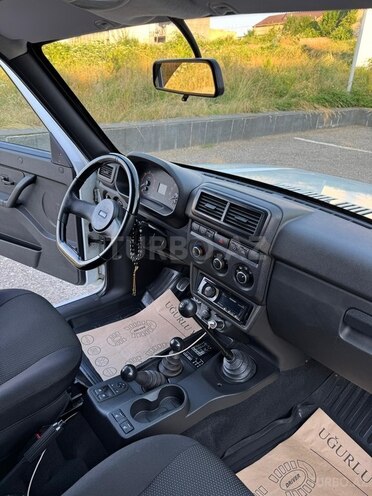 LADA (VAZ) Niva 2024, 27,500 km - 1.7 l - Bakı