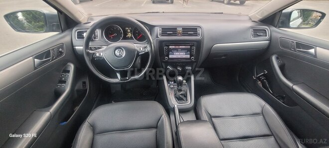 Volkswagen Jetta 2015, 228,000 km - 1.8 l - Bakı
