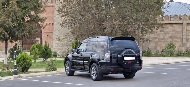 Mitsubishi Pajero 2007, 232,000 km - 3.0 l - Naxçıvan