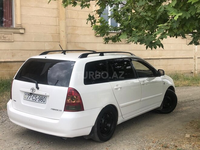Toyota Corolla 2006, 350,000 km - 1.4 л - Gəncə