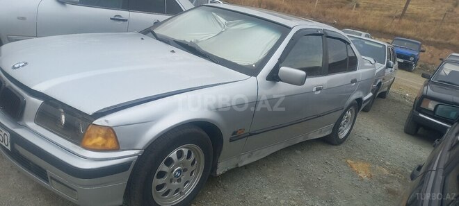 BMW 316 1993, 495,479 km - 1.6 l - Göygöl