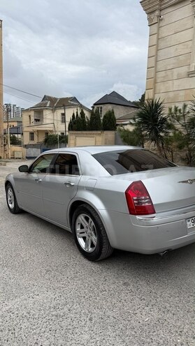 Chrysler 300C 2005, 118,000 km - 5.7 l - Bakı