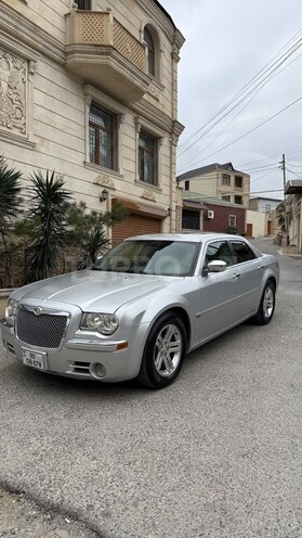 Chrysler 300C 2005, 118,000 km - 5.7 l - Bakı