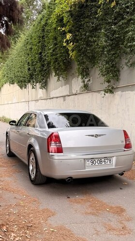 Chrysler 300C 2005, 118,000 km - 5.7 l - Bakı
