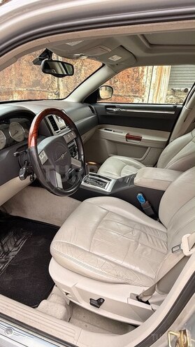 Chrysler 300C 2005, 118,000 km - 5.7 l - Bakı