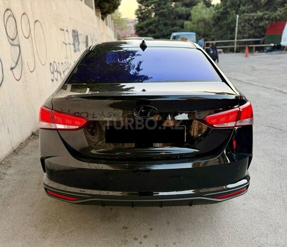 Hyundai Accent 2022, 82,000 km - 1.6 l - Bakı