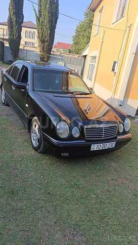 Mercedes E 230 1997, 500,005 km - 2.3 l - Masallı