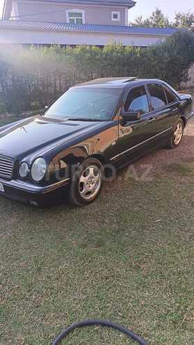 Mercedes E 230 1997, 500,005 km - 2.3 l - Masallı