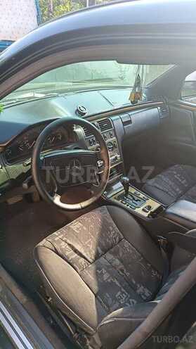 Mercedes E 230 1997, 500,005 km - 2.3 l - Masallı