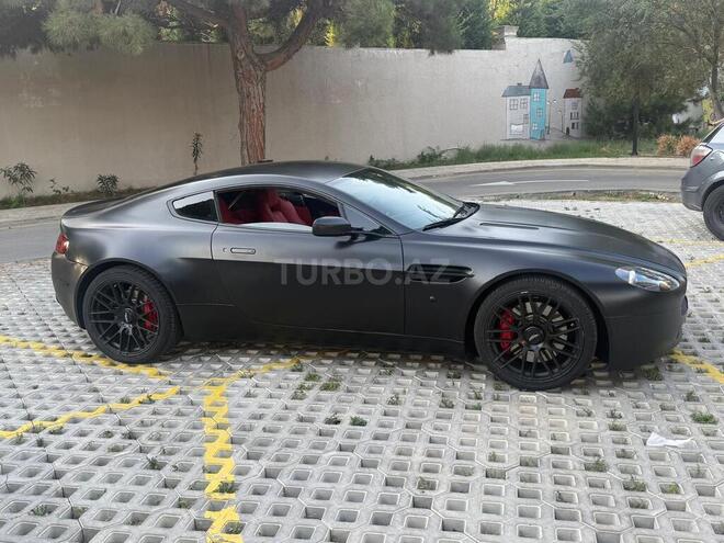 Aston Martin  2010, 70,000 km - 4.7 l - Bakı