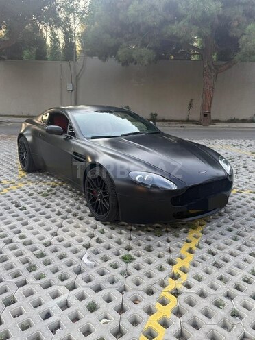 Aston Martin  2010, 70,000 km - 4.7 l - Bakı