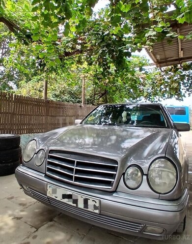 Mercedes E 230 1995, 333,699 km - 2.3 l - Neftçala