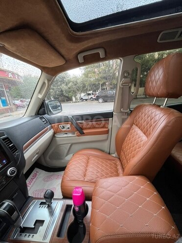 Mitsubishi Pajero 2007, 264,000 km - 3.0 l - Bakı