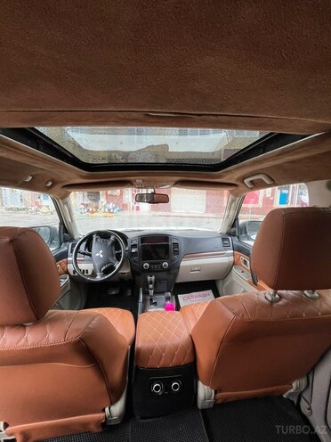 Mitsubishi Pajero 2007, 264,000 km - 3.0 l - Bakı