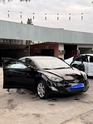 Hyundai Elantra 2013, 241,402 km - 1.8 l - Bakı