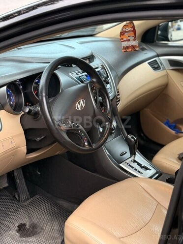 Hyundai Elantra 2013, 241,402 km - 1.8 l - Bakı