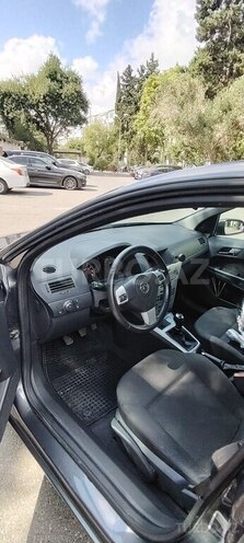 Opel Astra 2009, 213,000 km - 1.4 l - Bakı