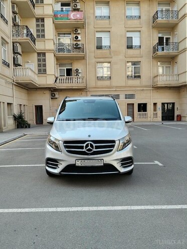Mercedes V 250 2017, 287,000 km - 2.1 л - Bakı